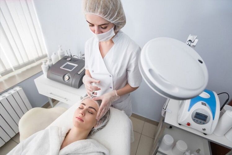 Facial skin rejuvenation in a beauty salon