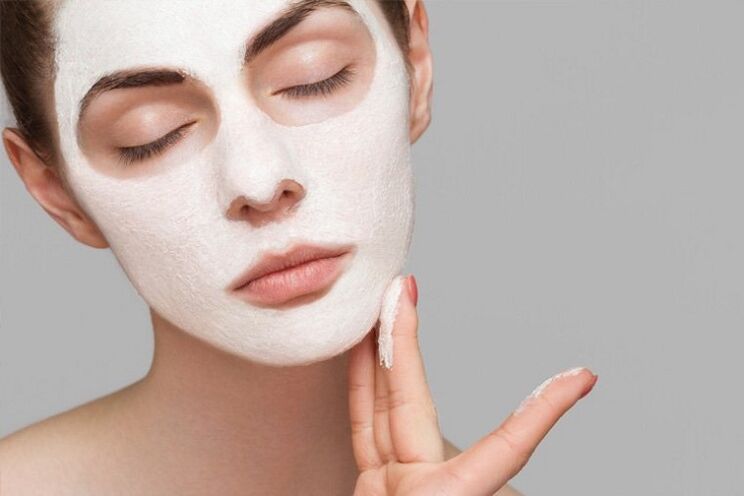 Facial skin rejuvenation mask