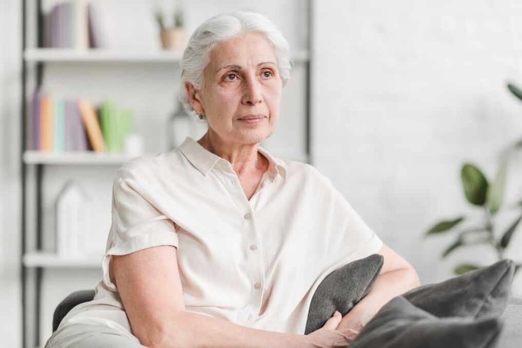 older woman with wrinkles